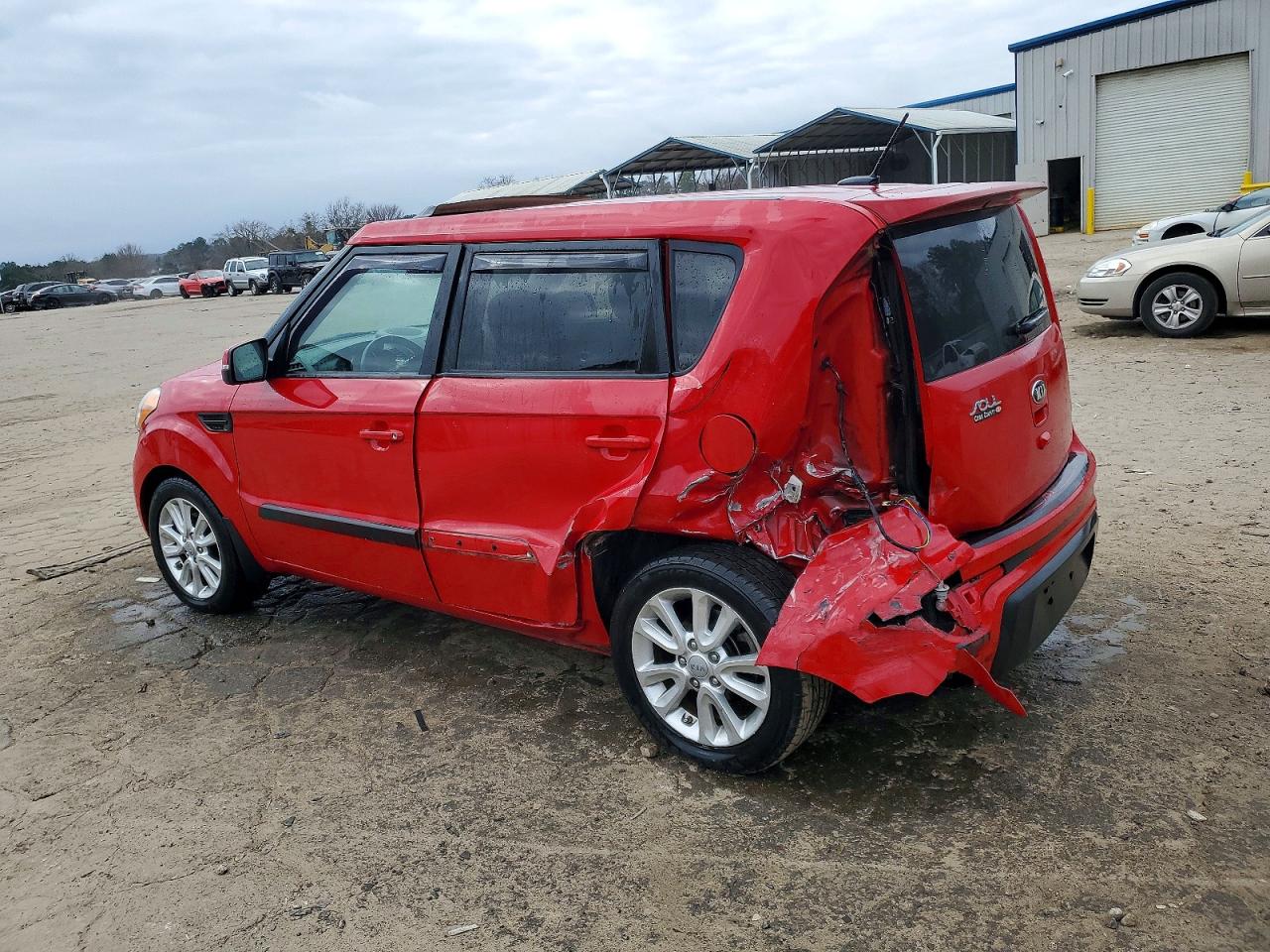 2013 KIA SOUL + photo 2