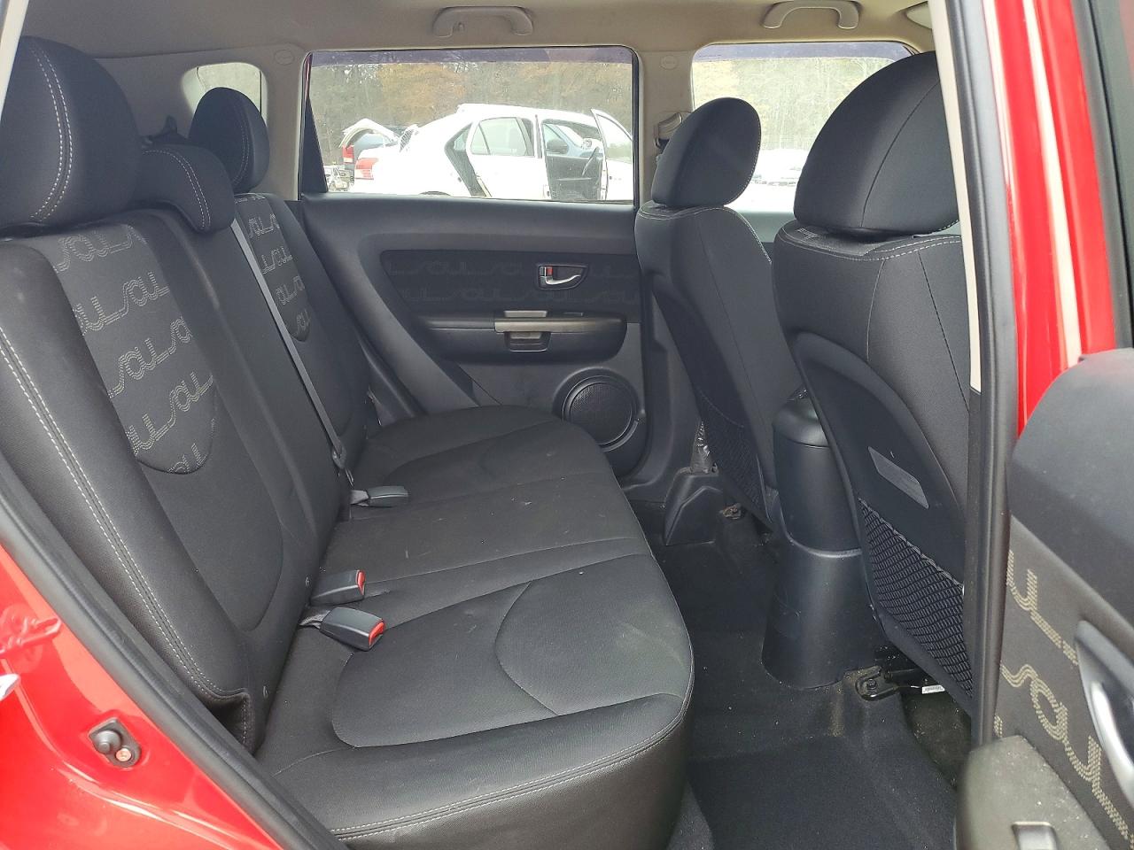 2013 KIA SOUL + photo 11