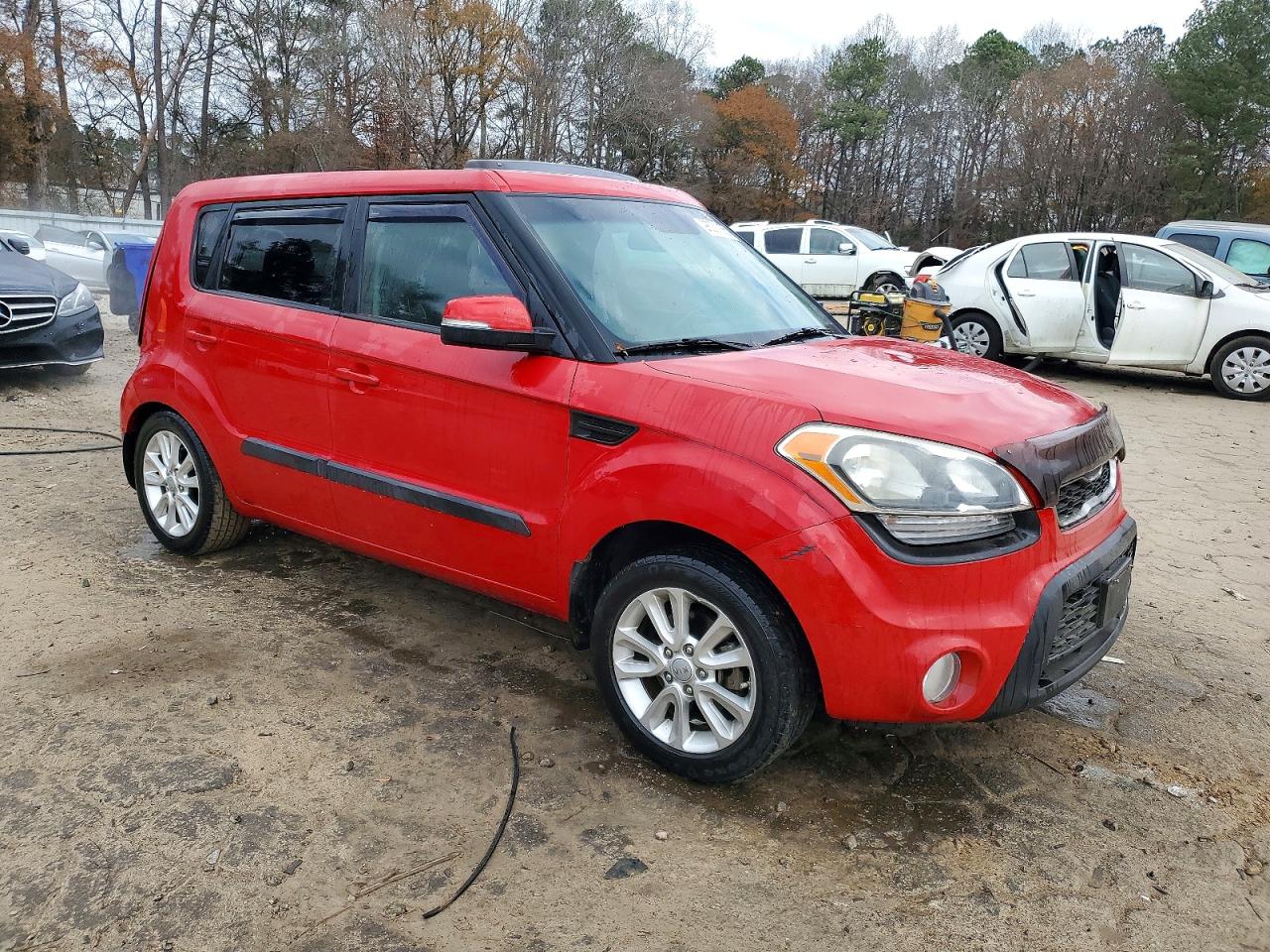 2013 KIA SOUL + photo 4