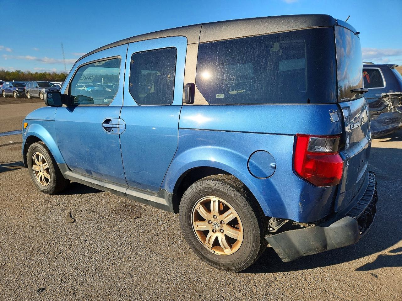 2007 HONDA ELEMENT EX photo 2