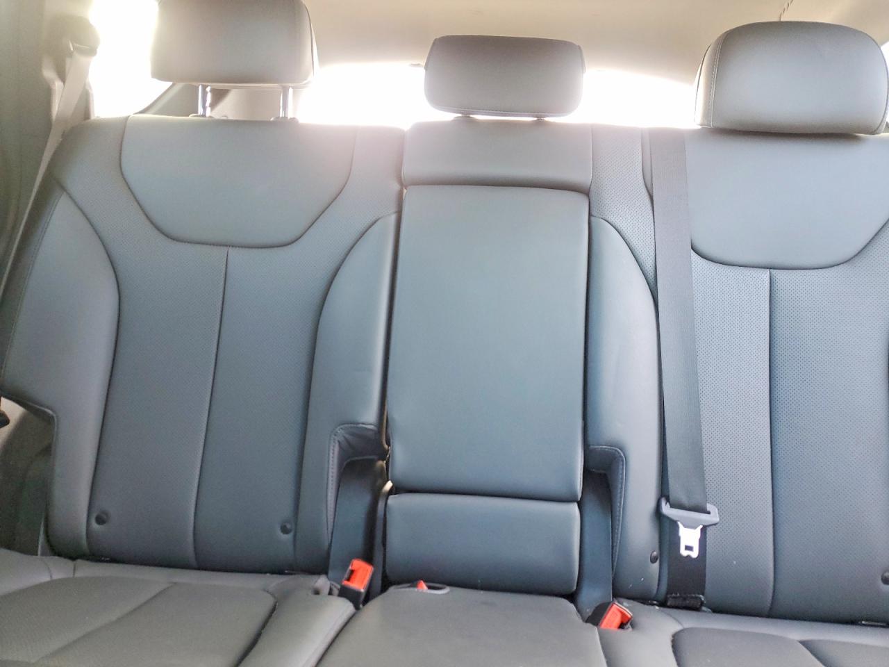 2023 HYUNDAI SANTA FE SEL PREMIUM photo 10