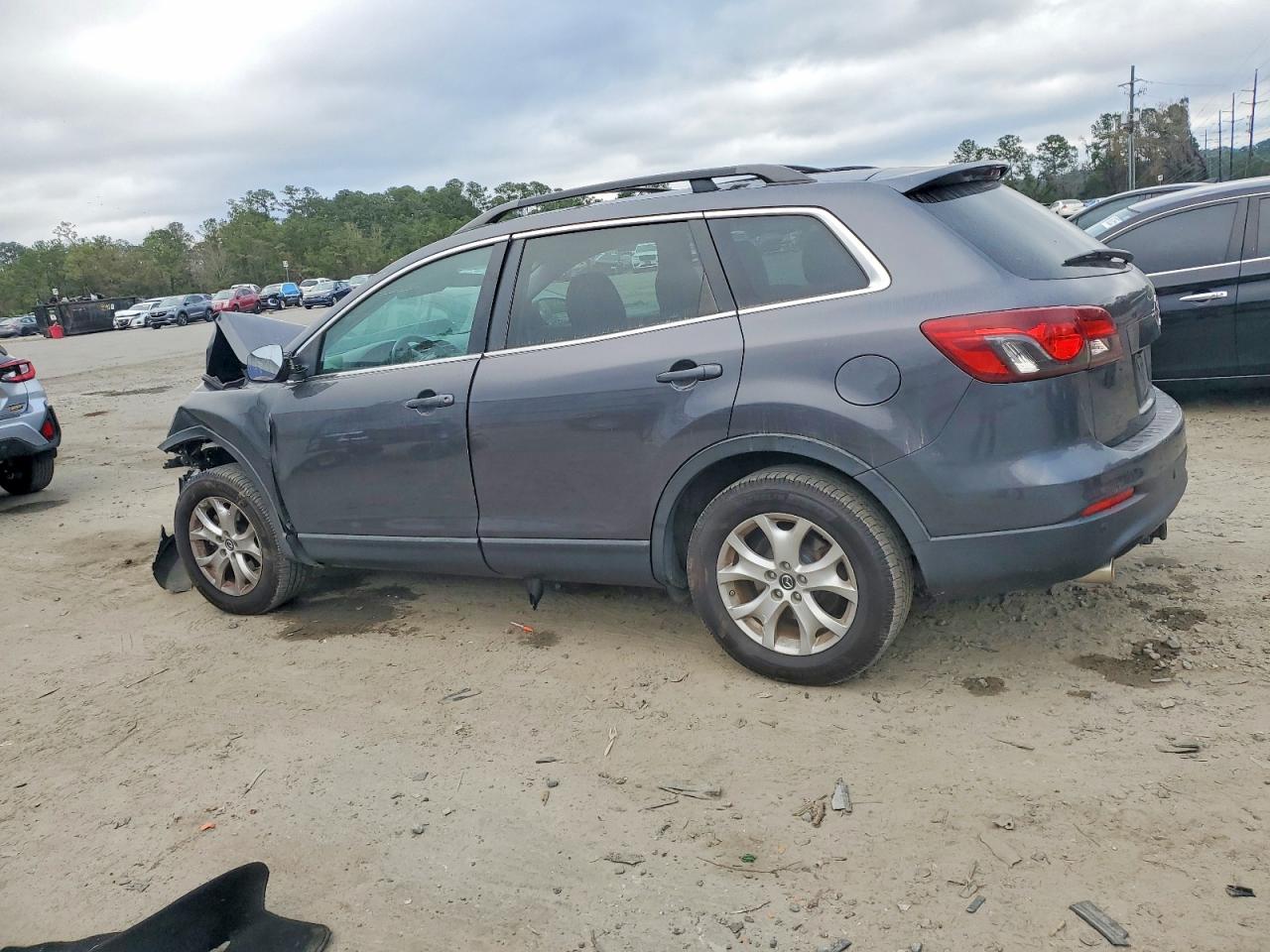 2013 MAZDA CX-9 TOURING photo 2