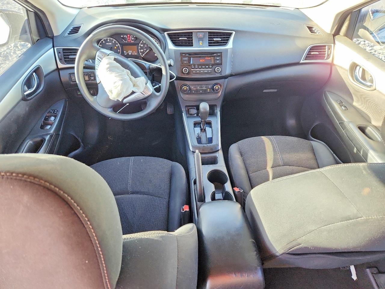 2017 NISSAN SENTRA S photo 8