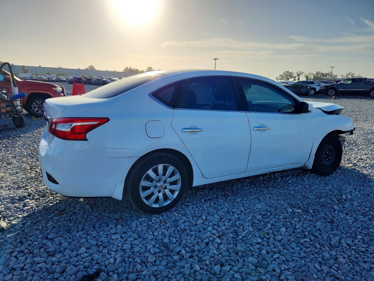 2017 NISSAN SENTRA S photo 3