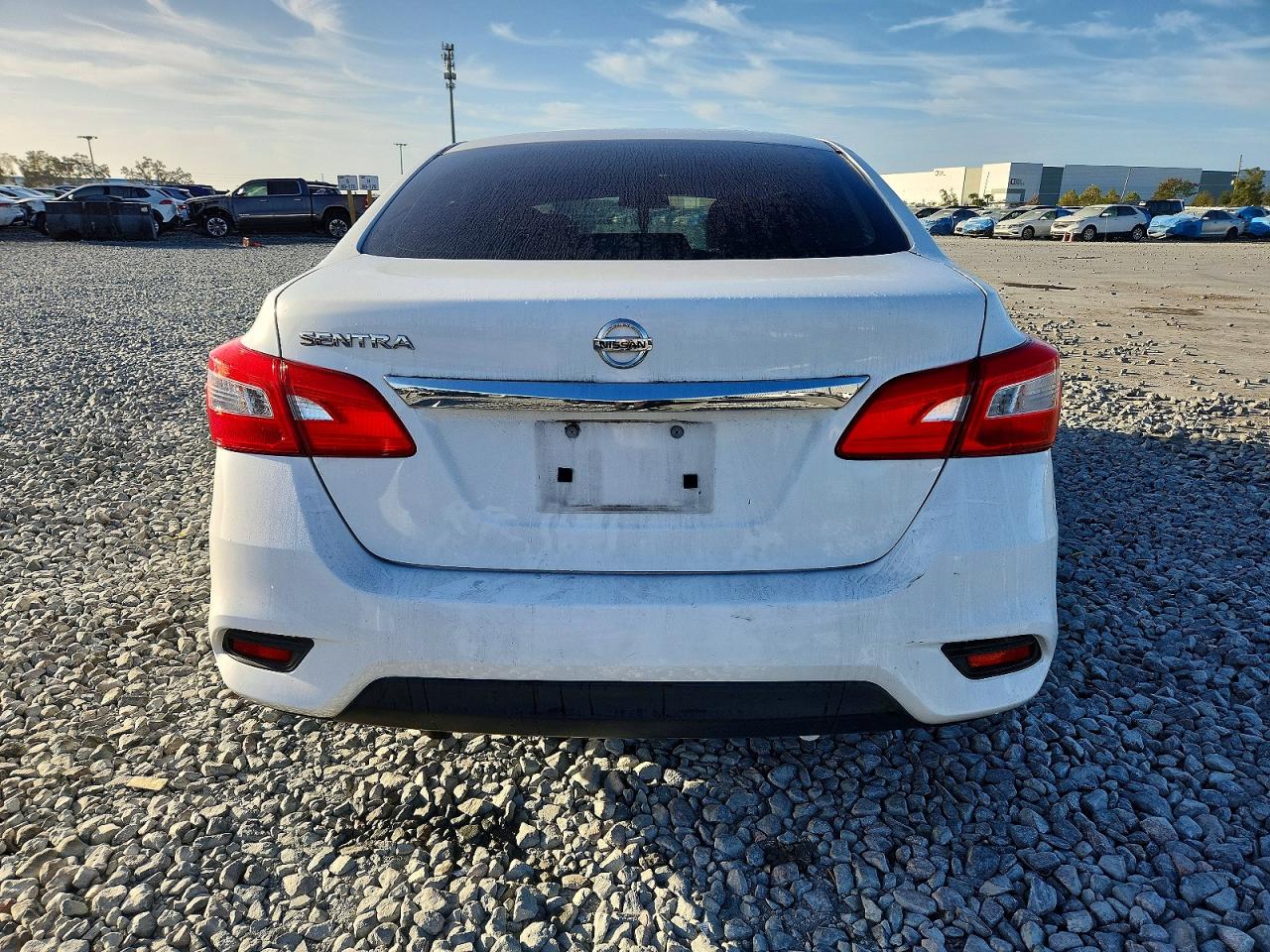 2017 NISSAN SENTRA S photo 6