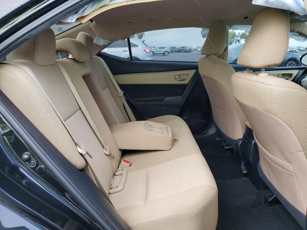2015 TOYOTA COROLLA L photo 10