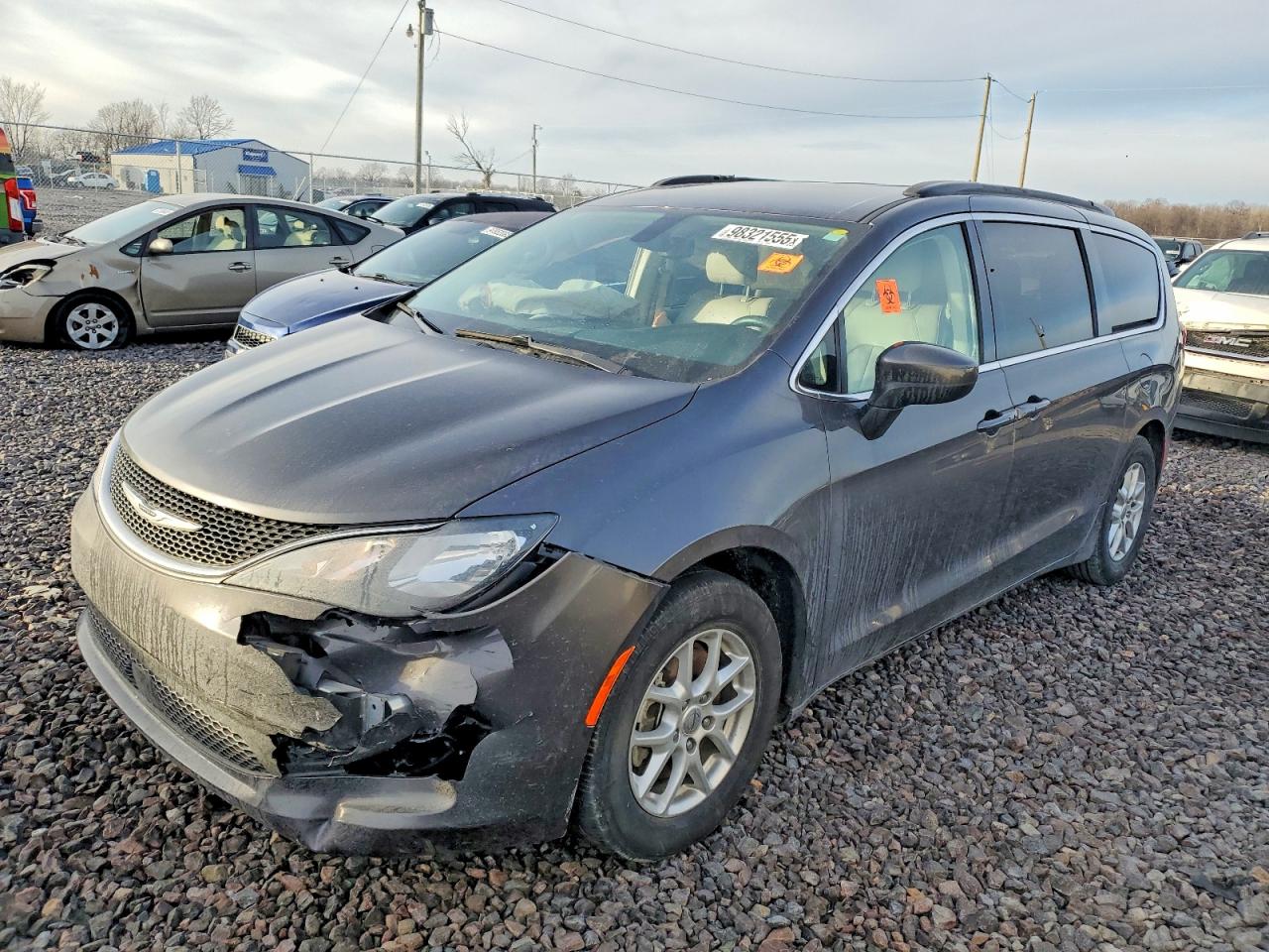2021 CHRYSLER VOYAGER