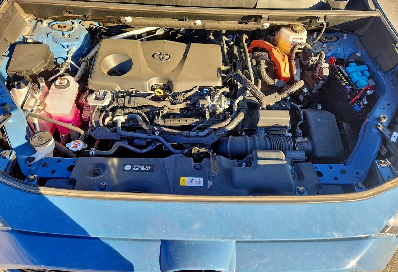 2025 TOYOTA RAV4 XSE photo 11