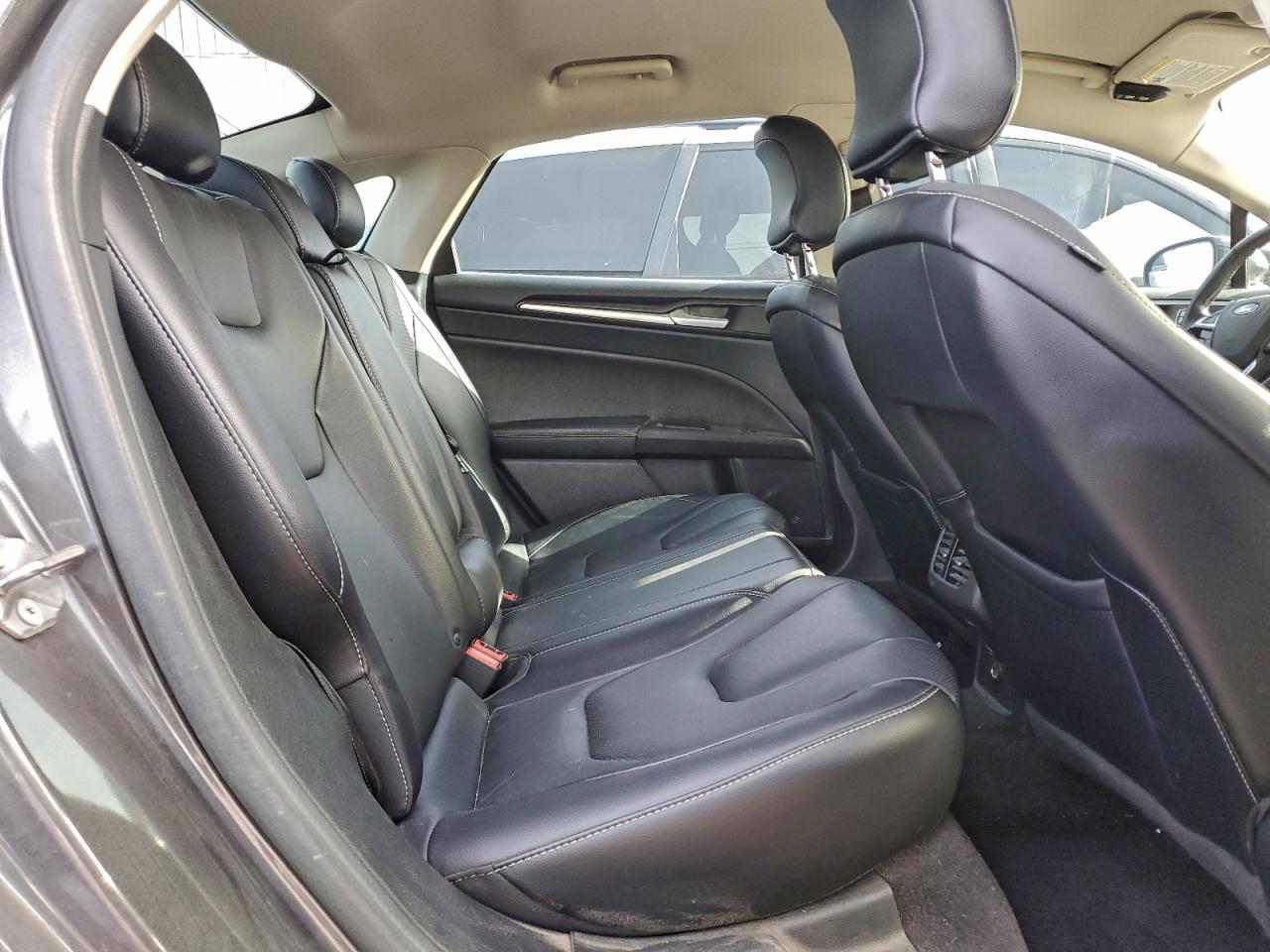 2017 FORD FUSION TITANIUM photo 10