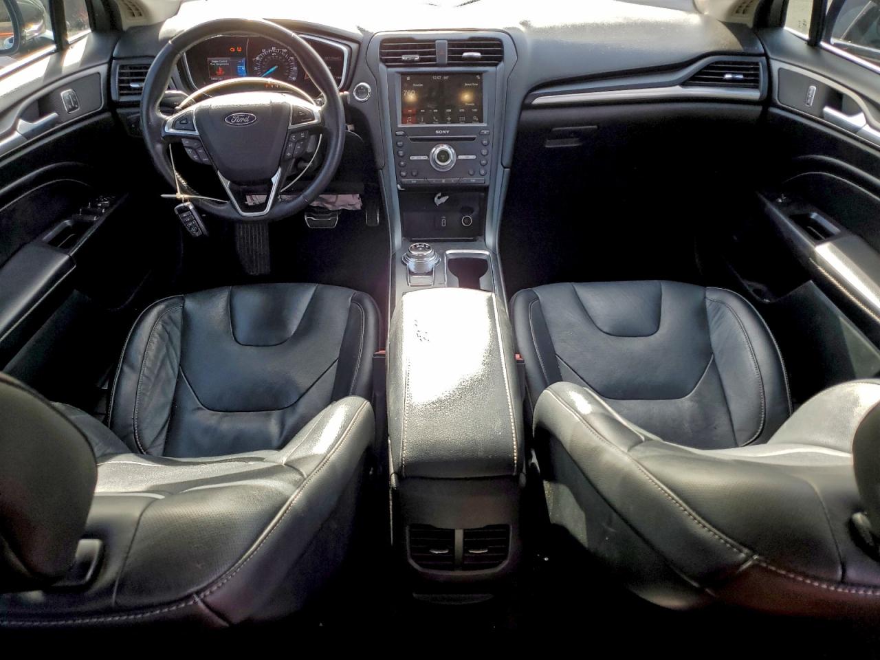2017 FORD FUSION TITANIUM photo 8