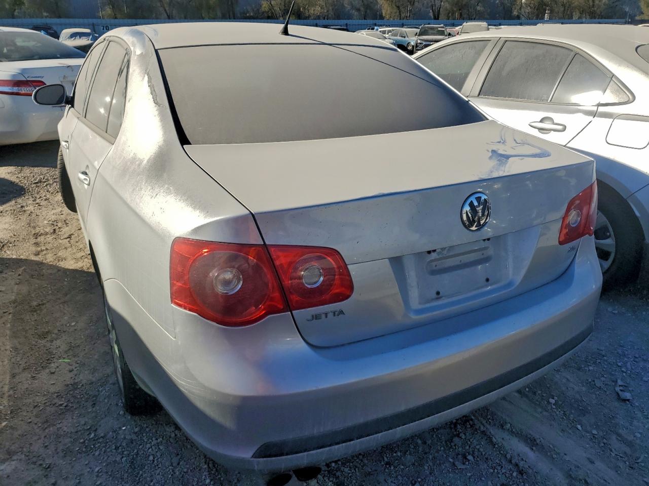 2007 VOLKSWAGEN JETTA 2.5 photo 6