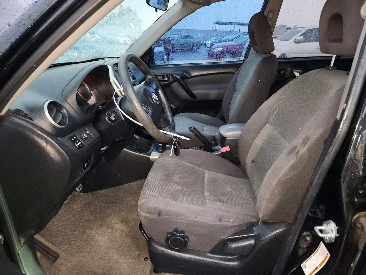 2005 TOYOTA RAV4 photo 7