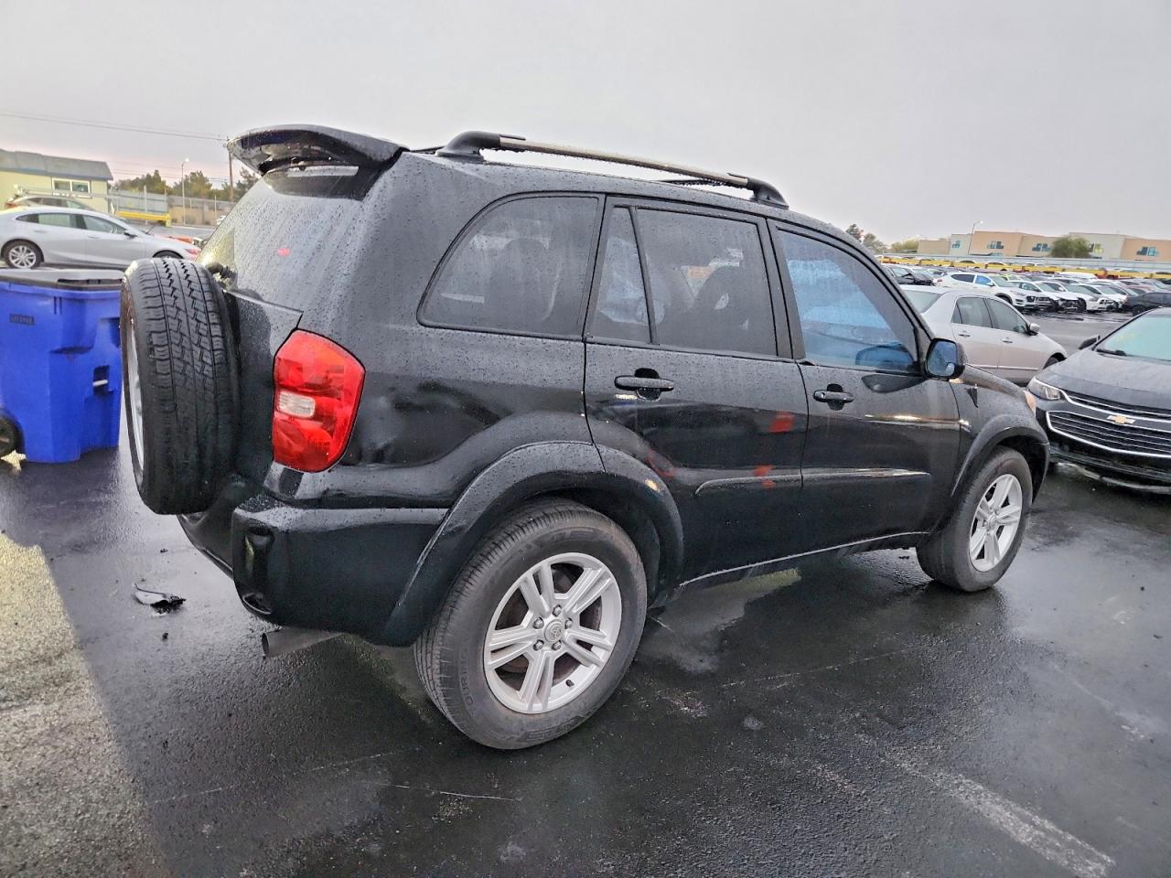 2005 TOYOTA RAV4 photo 3