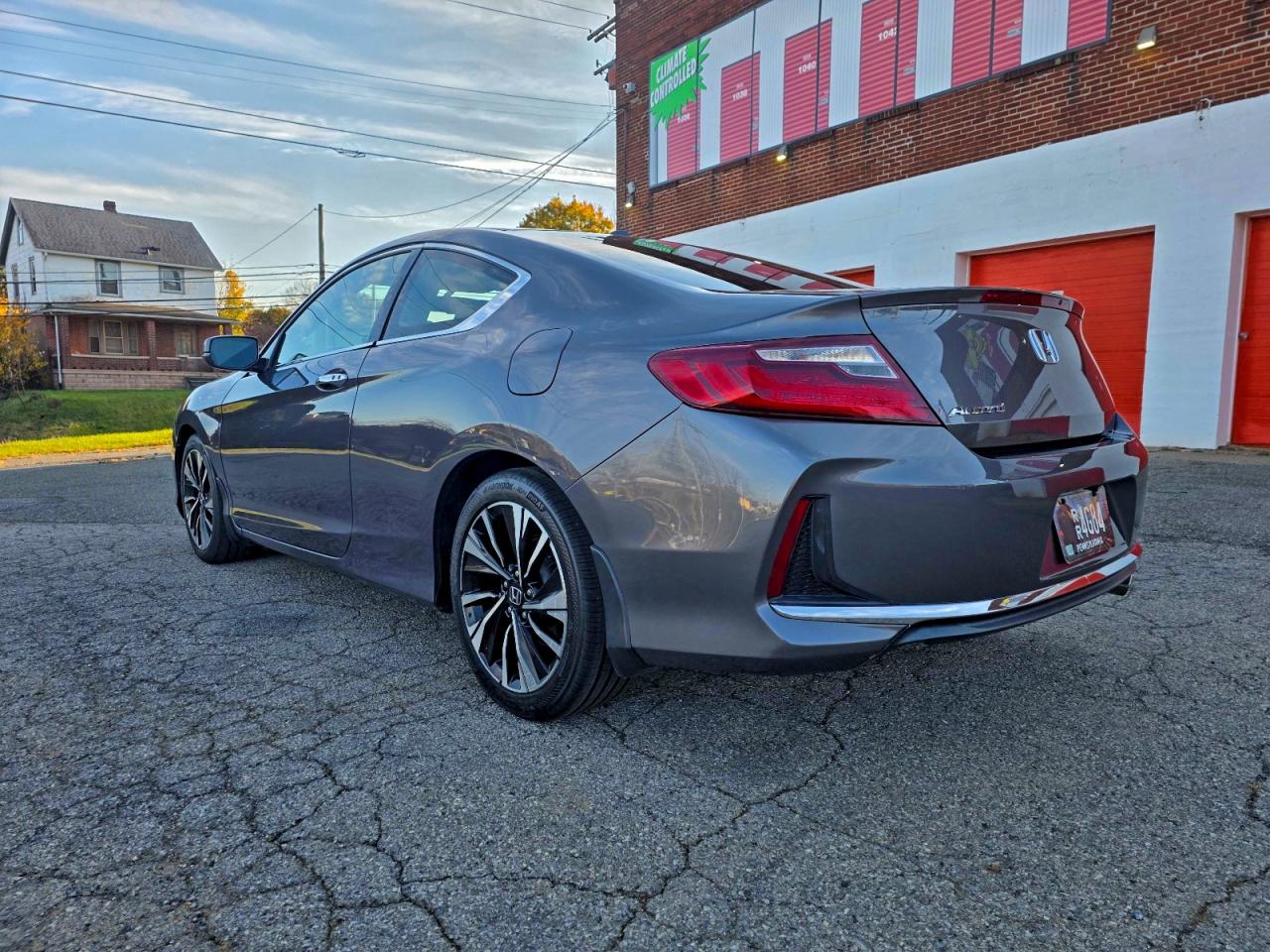 2017 HONDA ACCORD EXL photo 3