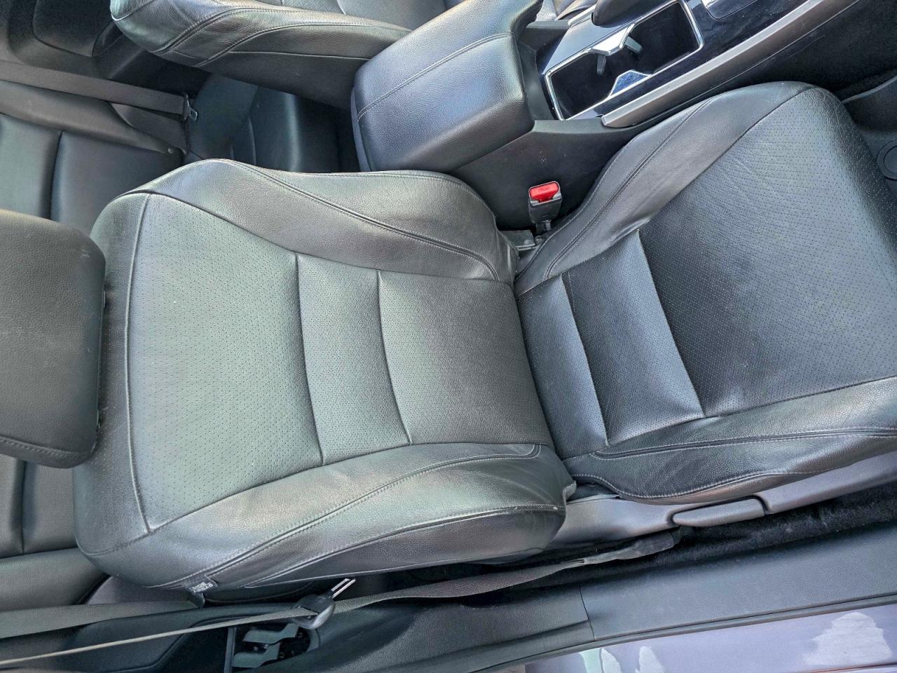 2017 HONDA ACCORD EXL photo 5