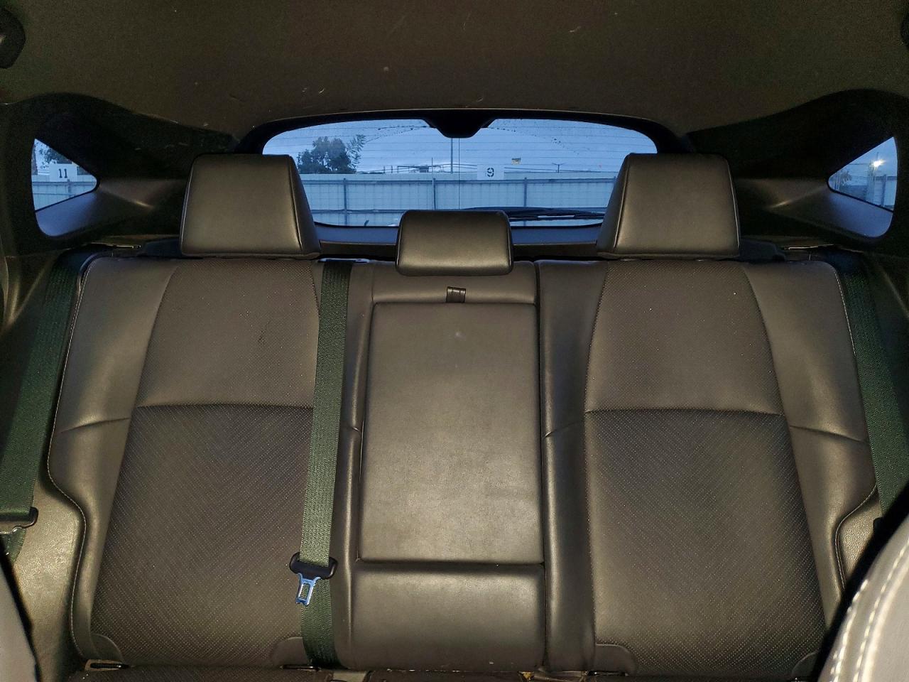 2021 TOYOTA VENZA LE photo 10