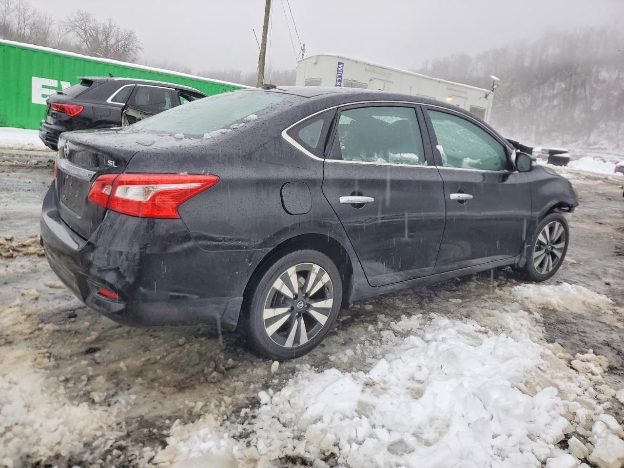 2016 NISSAN SENTRA SL photo 3