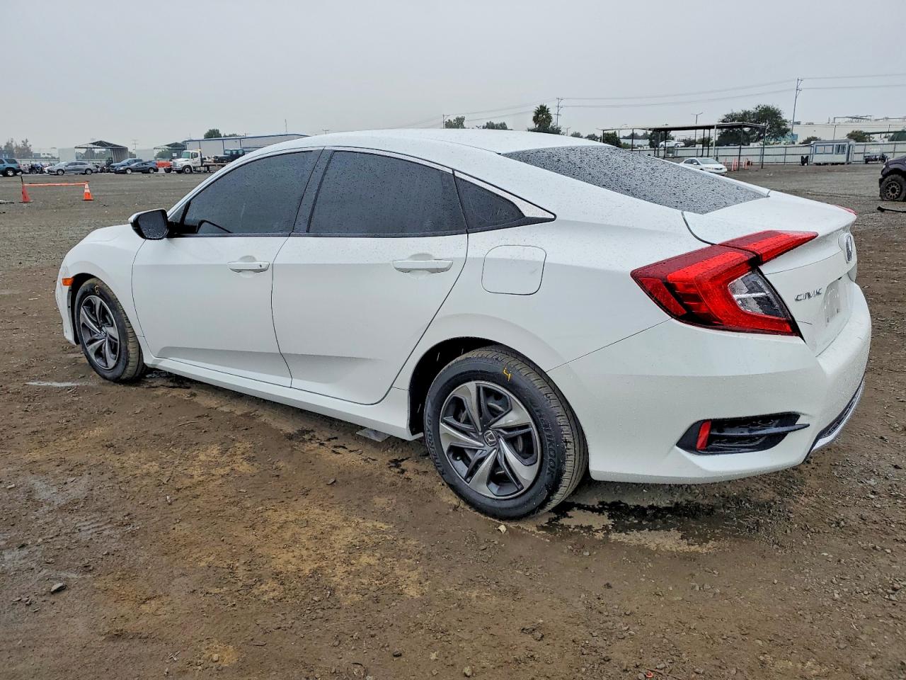 2020 HONDA CIVIC LX photo 2