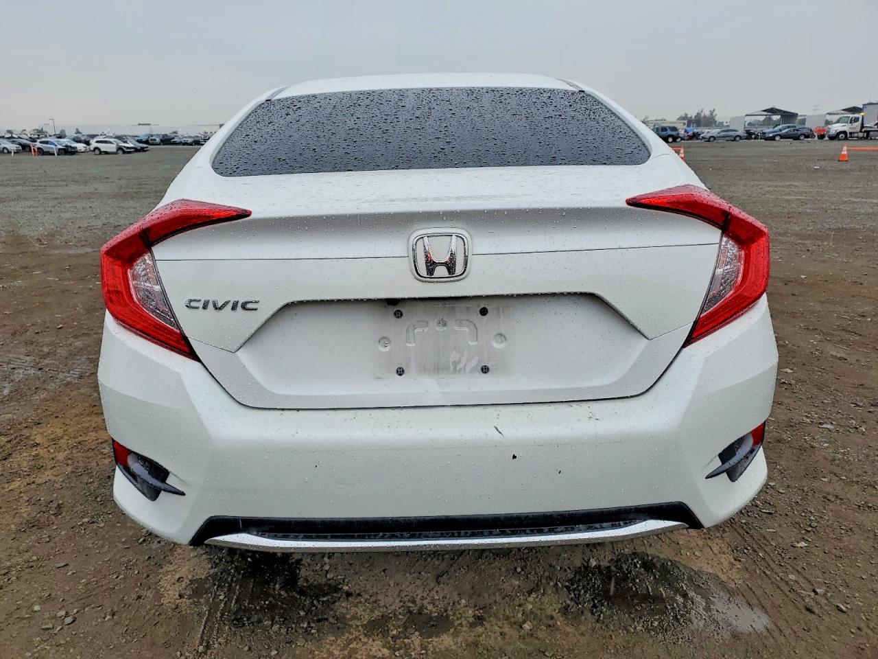 2020 HONDA CIVIC LX photo 6