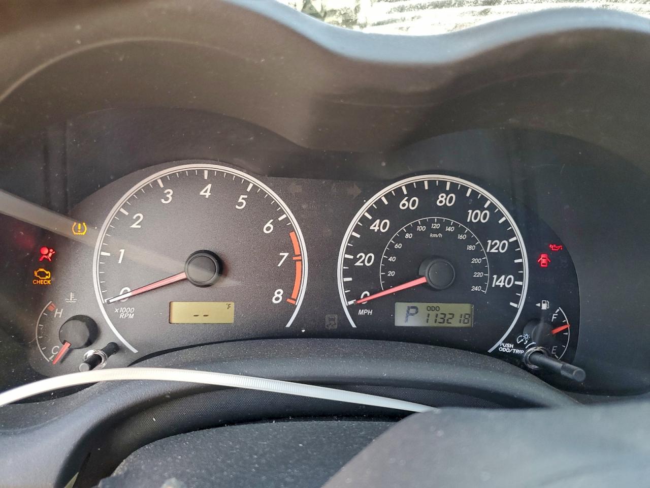 2011 TOYOTA COROLLA BASE photo 9