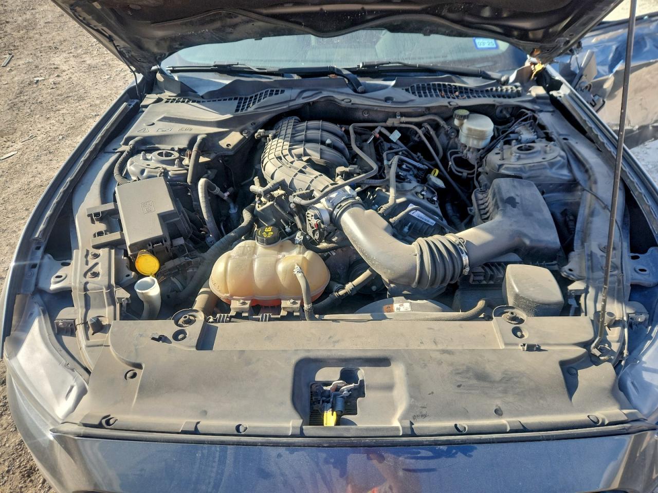 2017 FORD MUSTANG photo 11