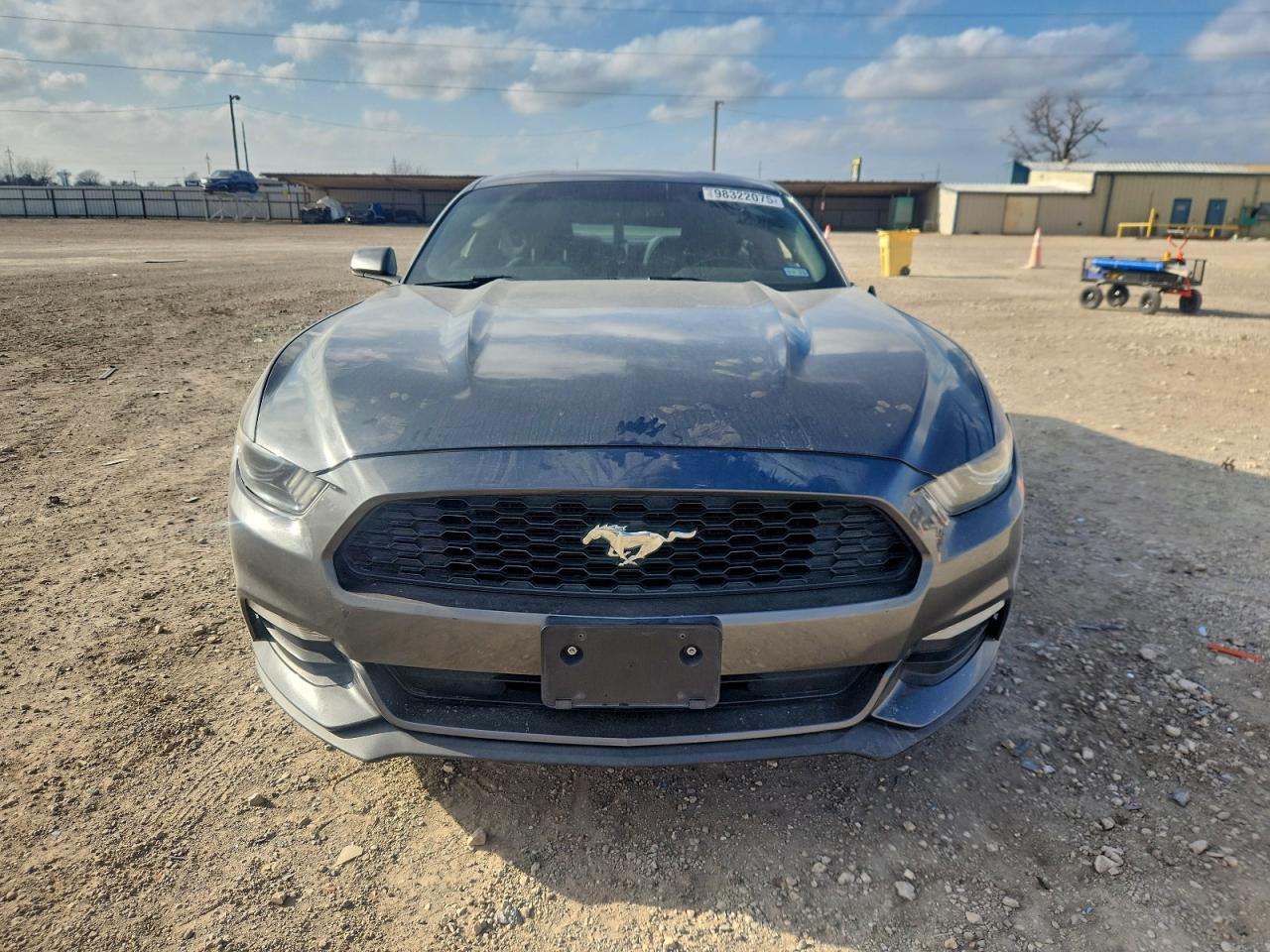 2017 FORD MUSTANG photo 5