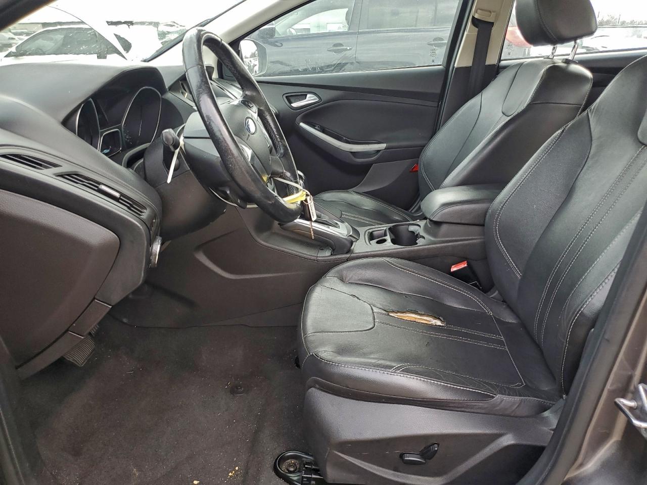2013 FORD FOCUS SE photo 7