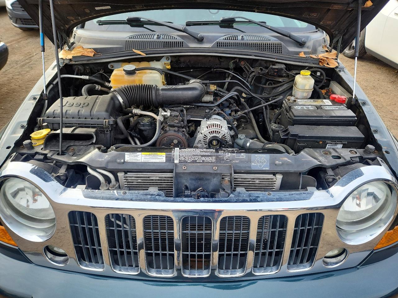 2005 JEEP LIBERTY LIMITED photo 12