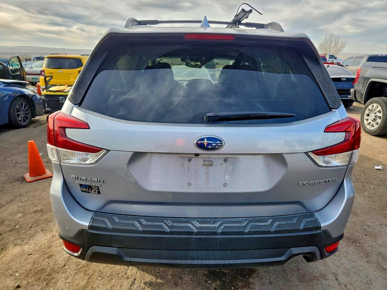2019 SUBARU FORESTER PREMIUM photo 6