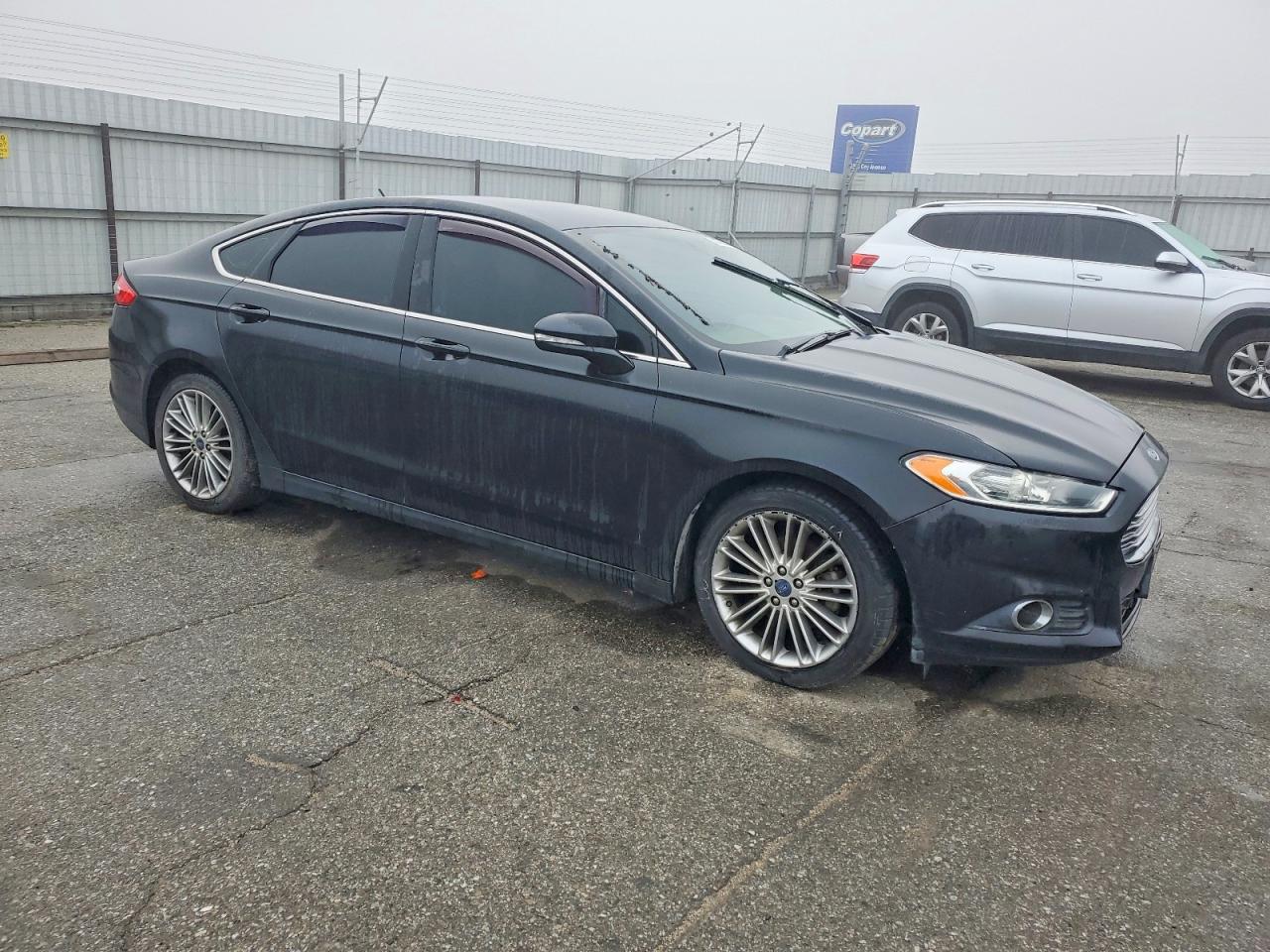 2015 FORD FUSION SE photo 4