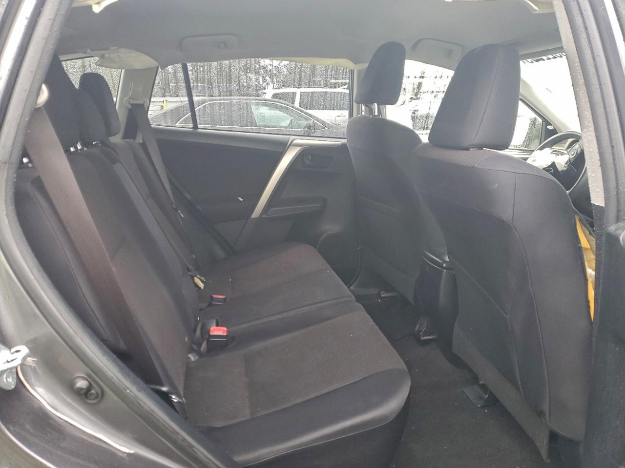 2015 TOYOTA RAV4 LE photo 11