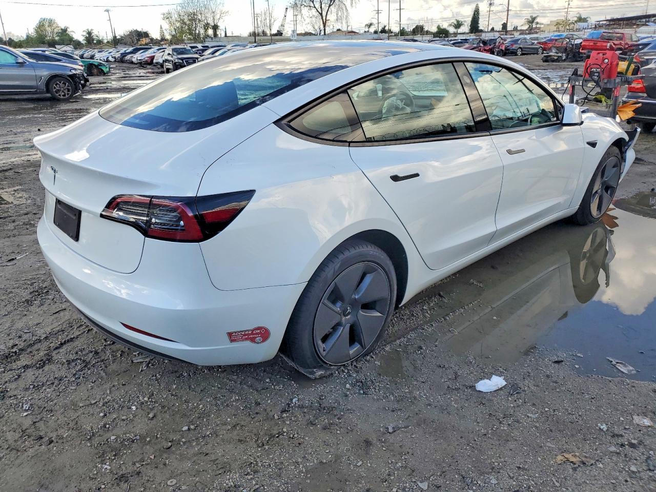 2023 TESLA MODEL 3 photo 3