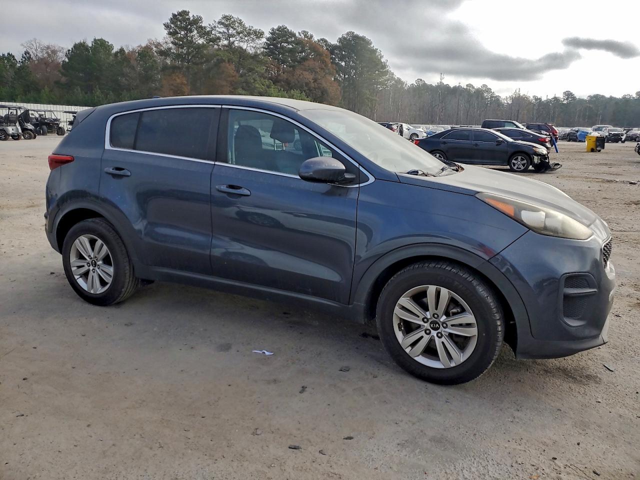 2017 KIA SPORTAGE LX photo 10