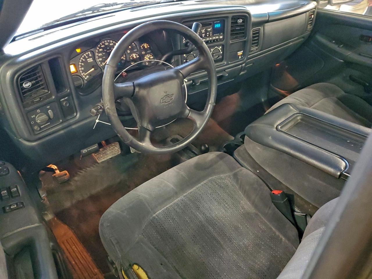 2002 CHEVROLET SILVERADO K1500 photo 8