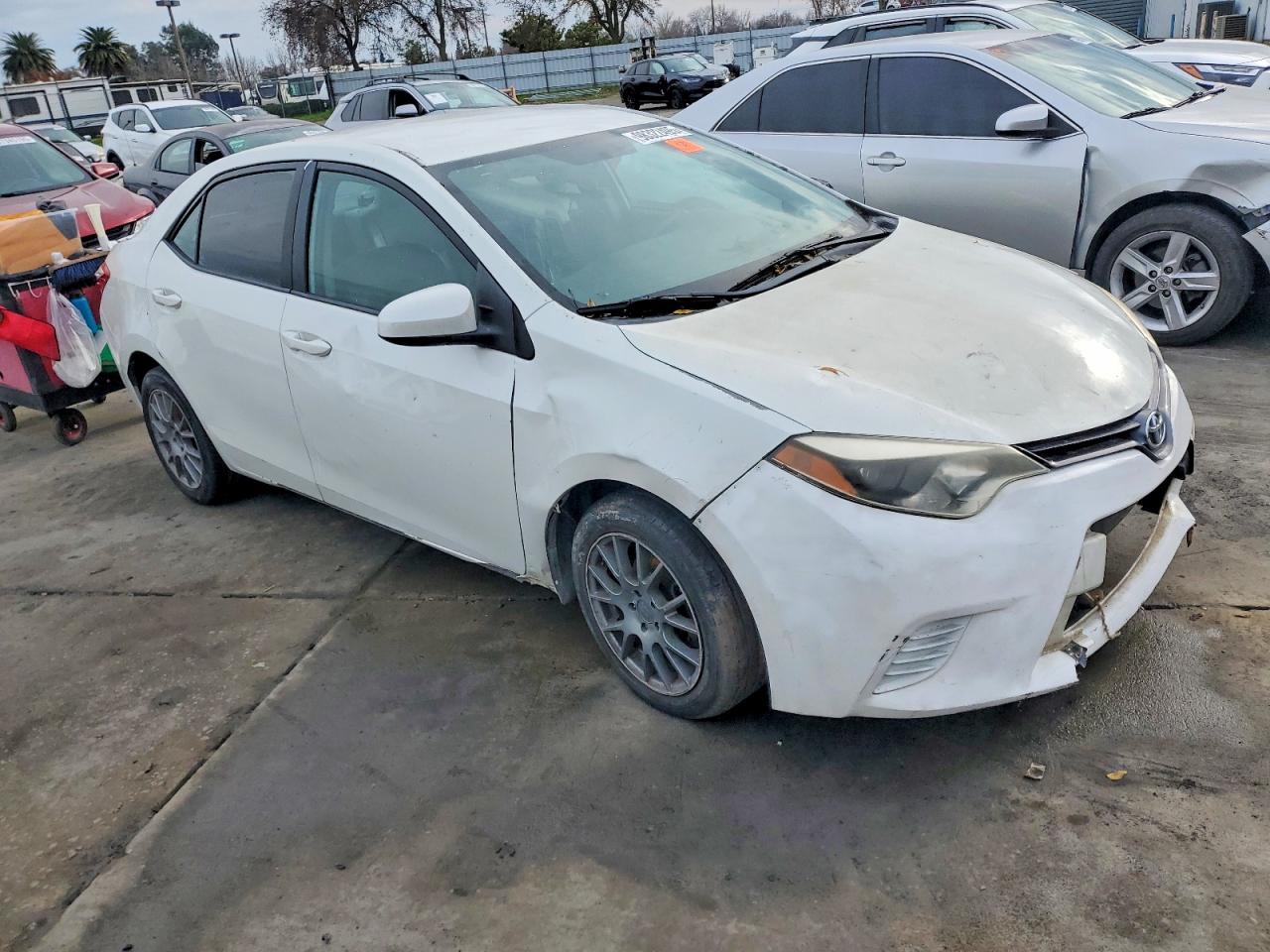 2015 TOYOTA COROLLA ECO photo 4