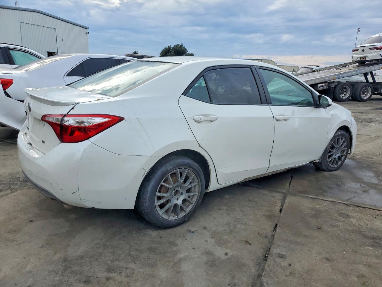 2015 TOYOTA COROLLA ECO photo 3