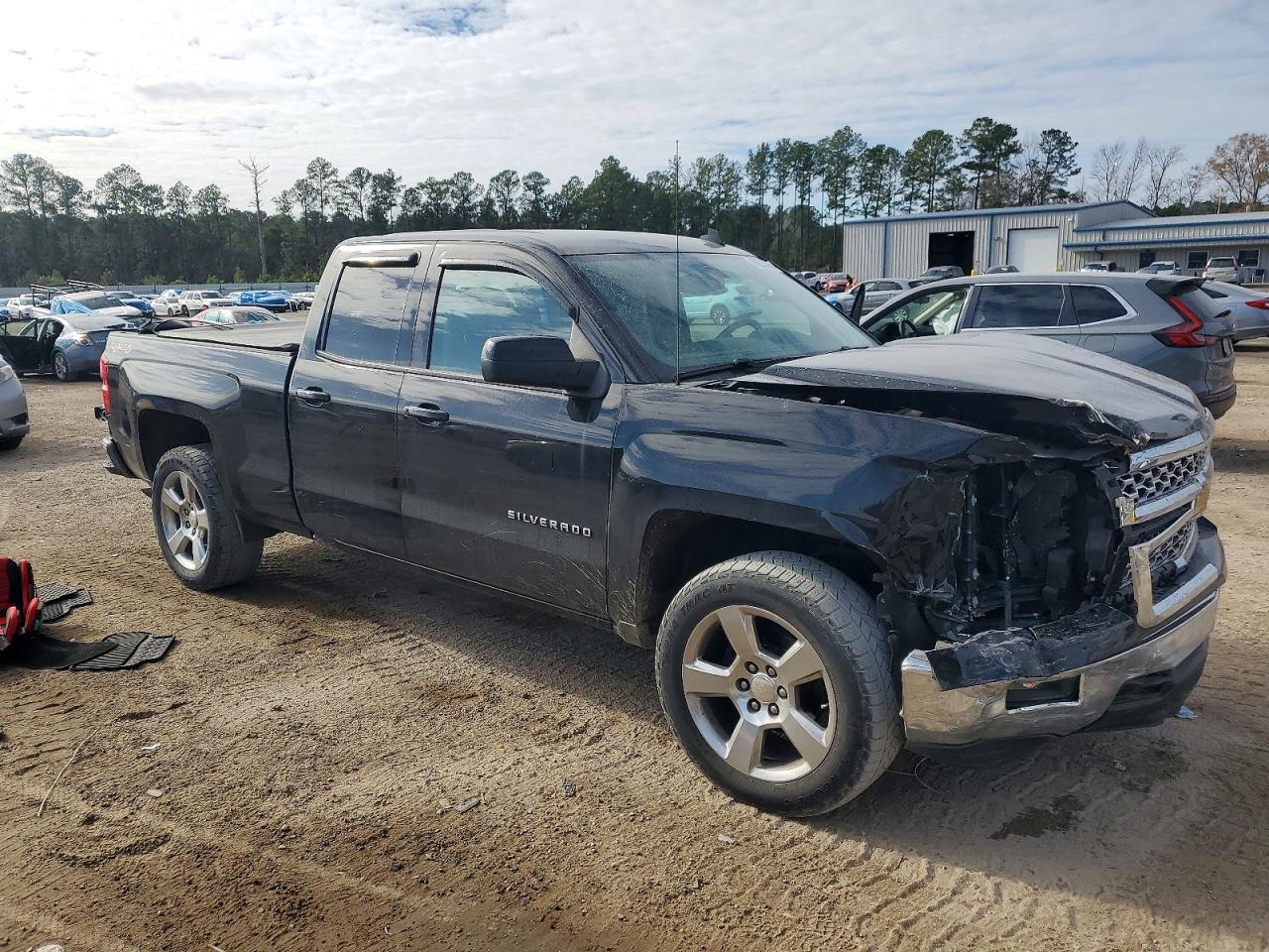 2014 CHEVROLET SILVERADO K1500 LT photo 4
