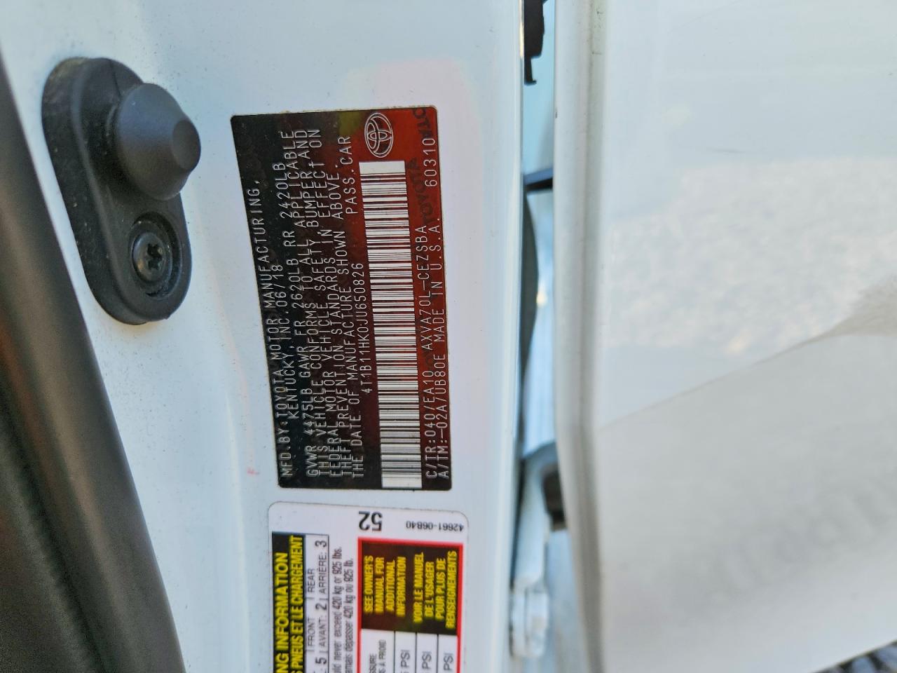 2018 TOYOTA CAMRY L photo 12