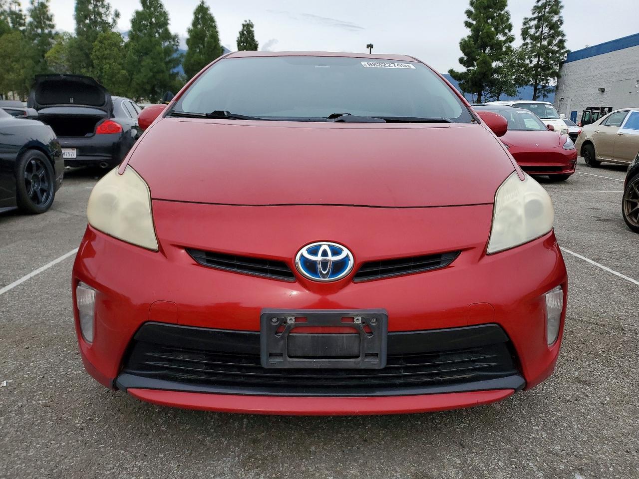 2013 TOYOTA PRIUS photo 5