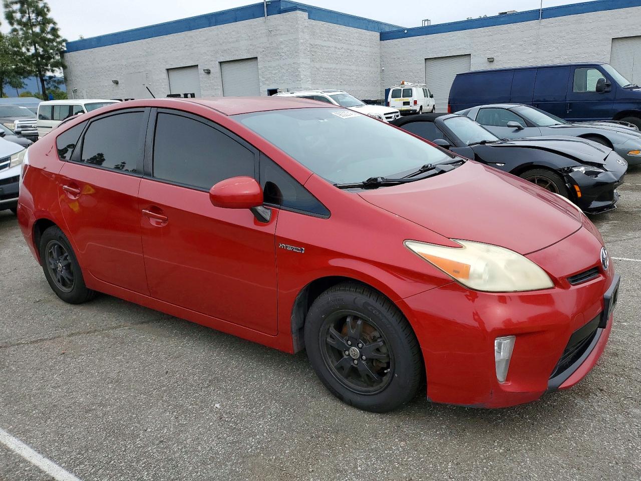 2013 TOYOTA PRIUS photo 4