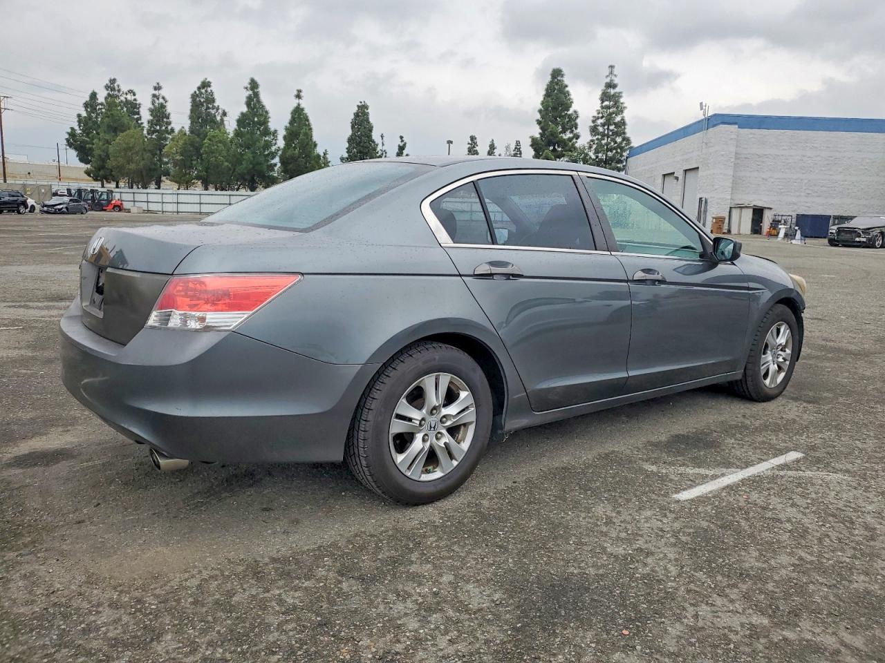 2009 HONDA ACCORD LXP photo 3