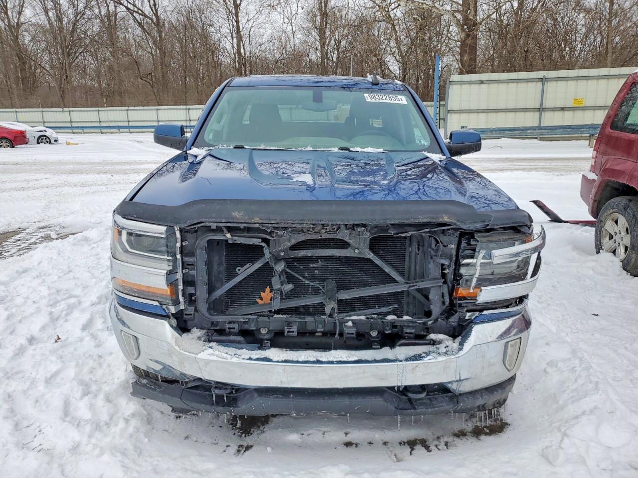 2017 CHEVROLET SILVERADO K1500 LT photo 5