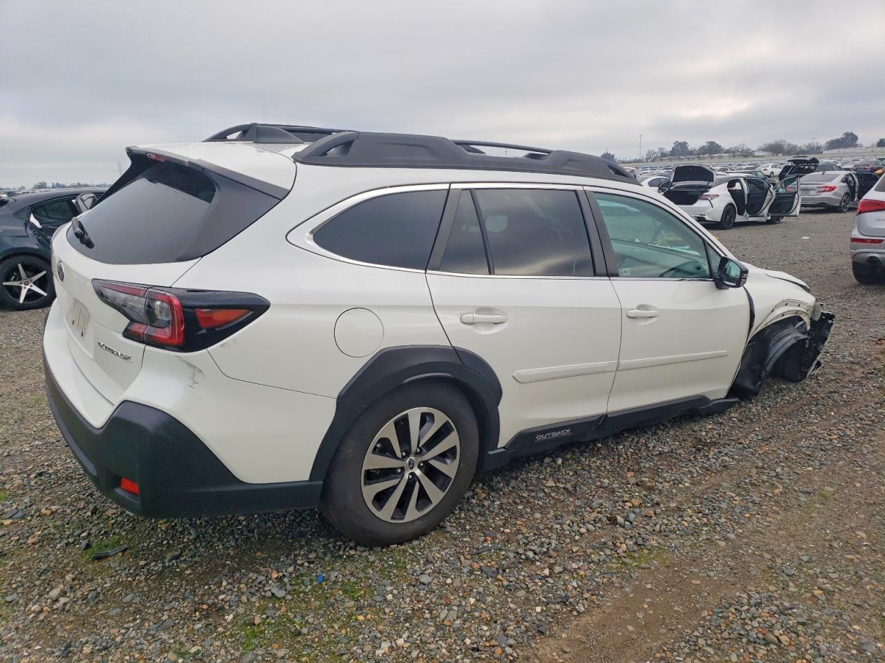 2023 SUBARU OUTBACK PREMIUM photo 3