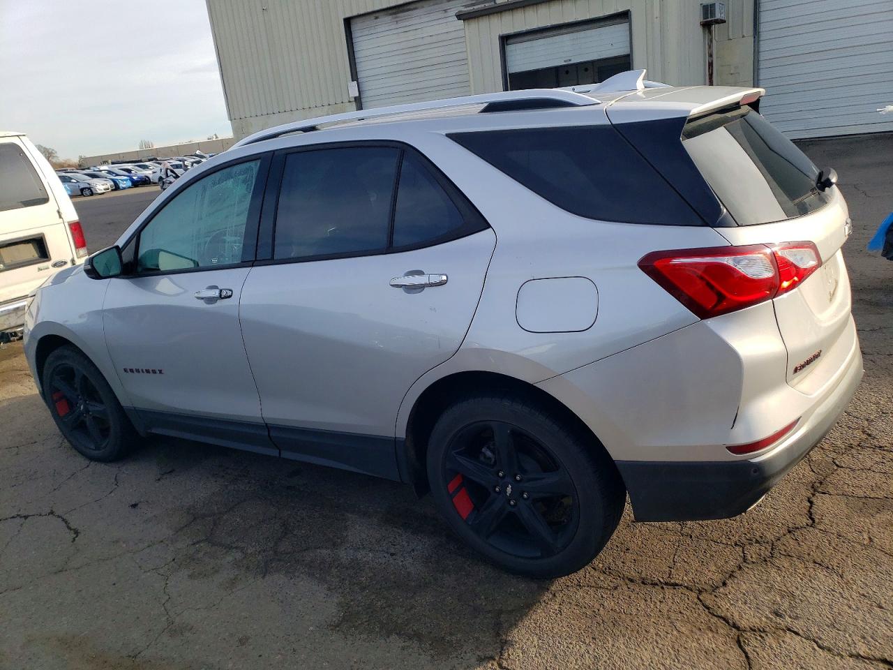 2020 CHEVROLET EQUINOX PREMIER photo 2