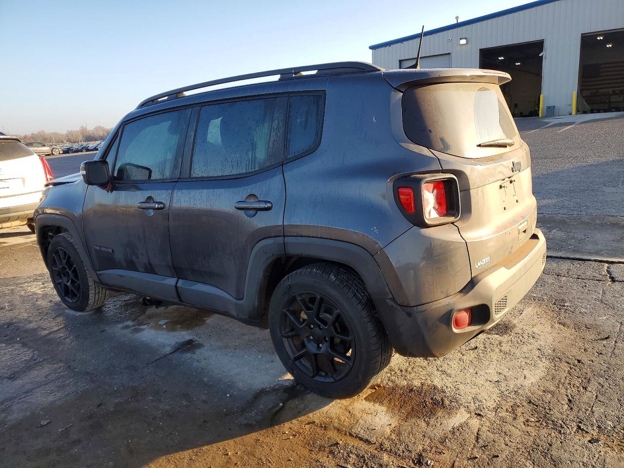 2020 JEEP RENEGADE LATITUDE photo 2