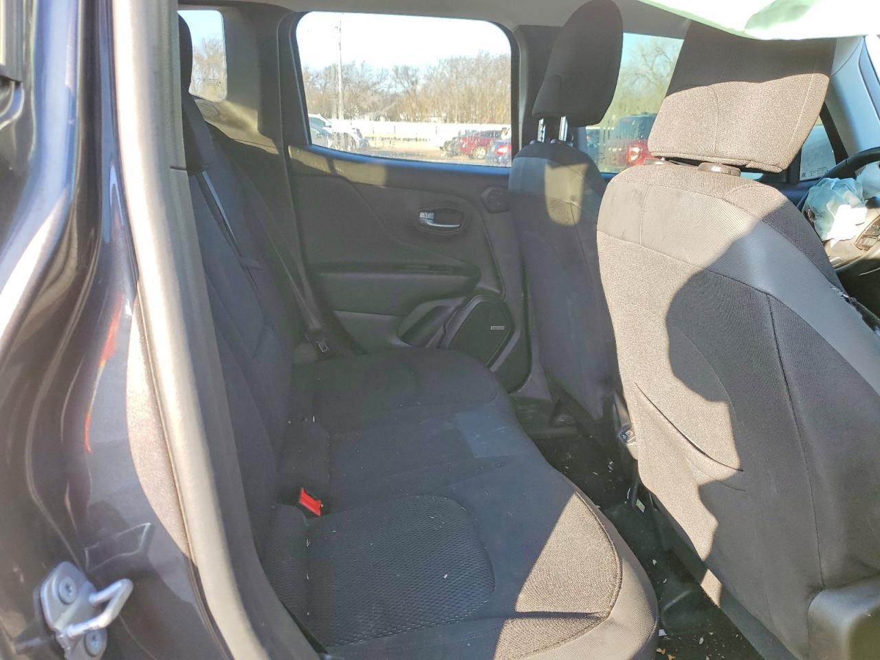 2020 JEEP RENEGADE LATITUDE photo 11