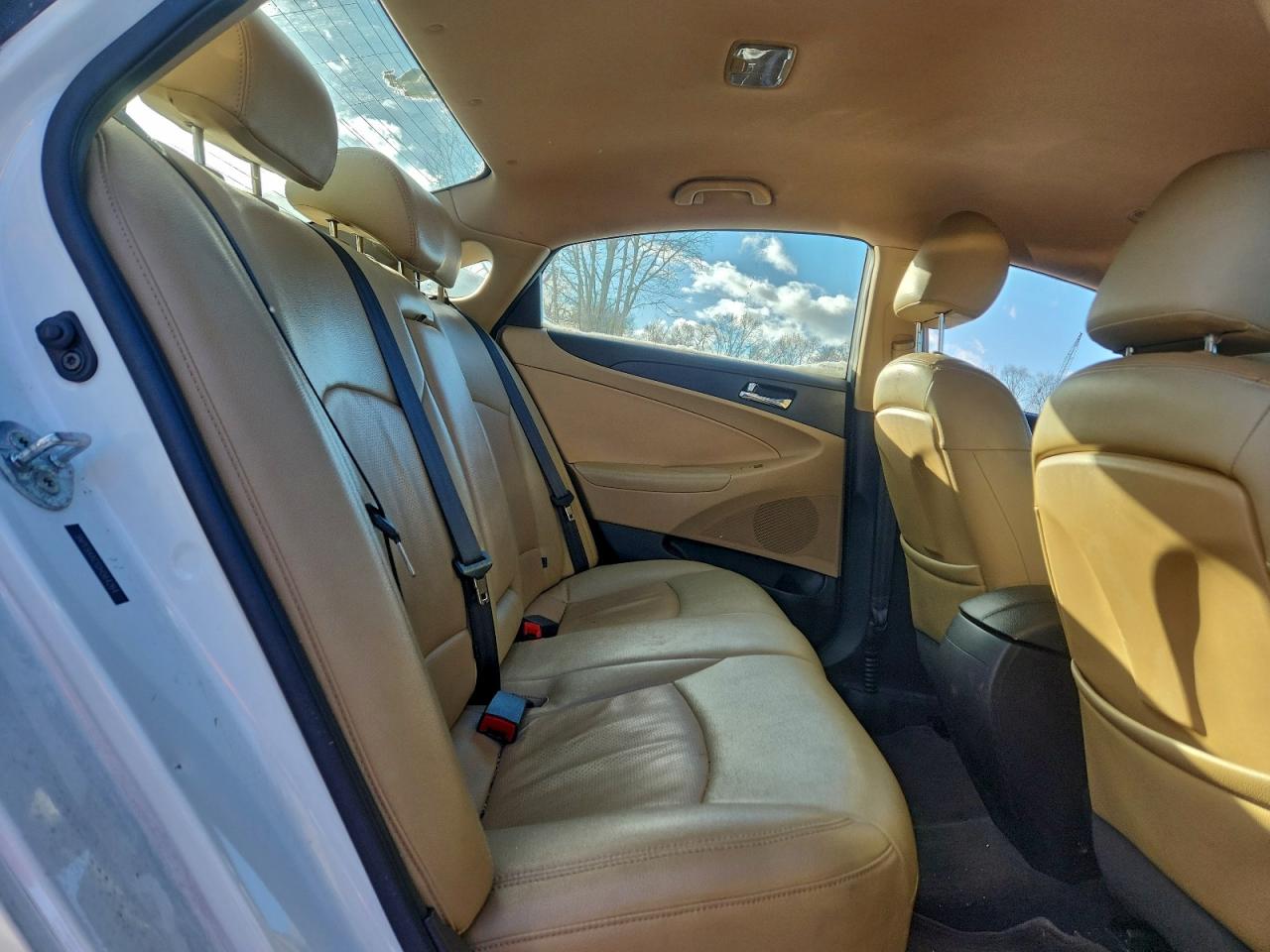 2013 HYUNDAI SONATA GLS photo 10
