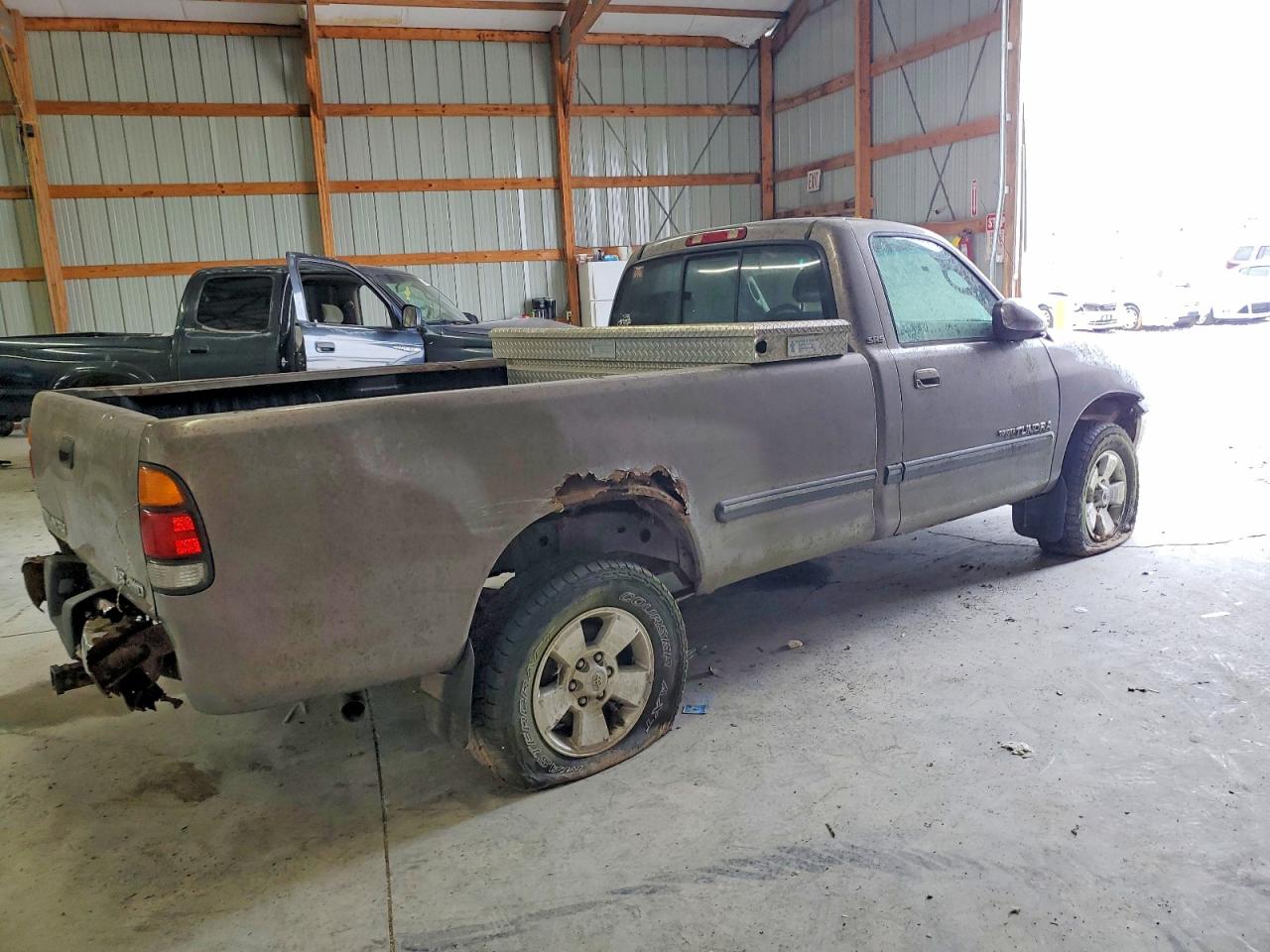 2000 TOYOTA TUNDRA photo 5