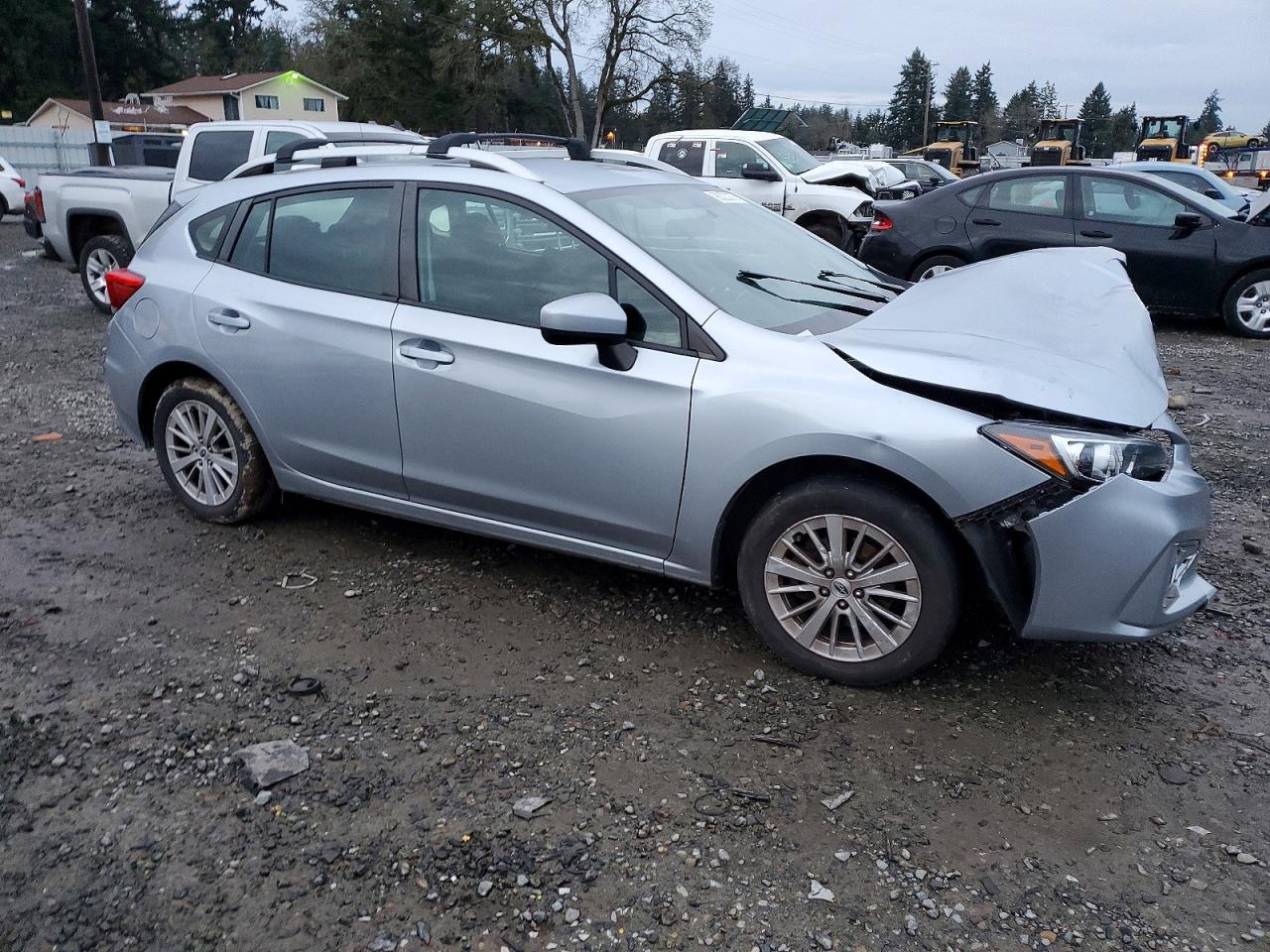 2017 SUBARU IMPREZA PREMIUM photo 4