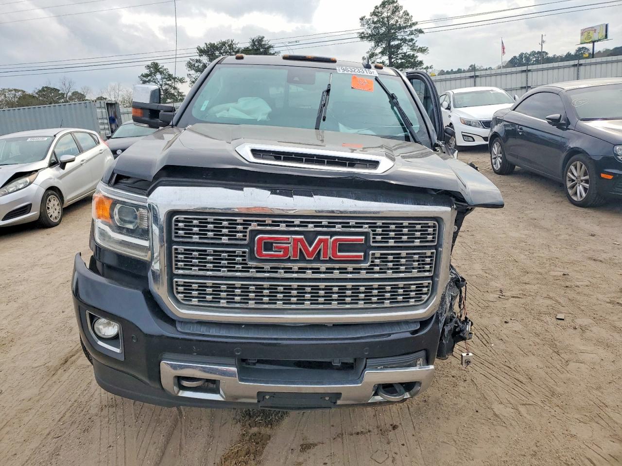 2019 GMC SIERRA K2500 DENALI photo 5